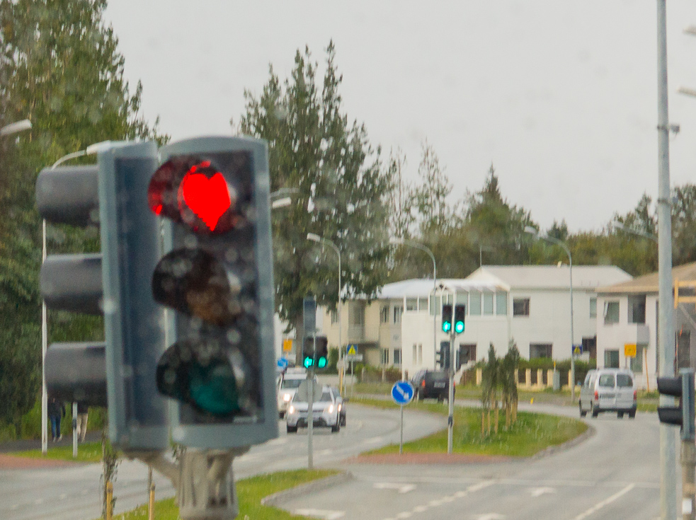 20240909_0119_Island