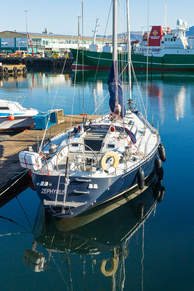 20240911_0201_Island