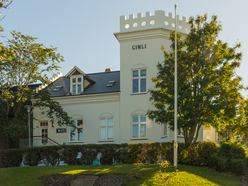 20240911_0204_Island