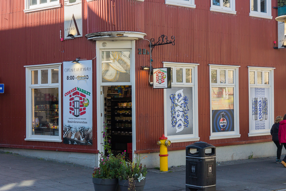 20240911_0225_Island