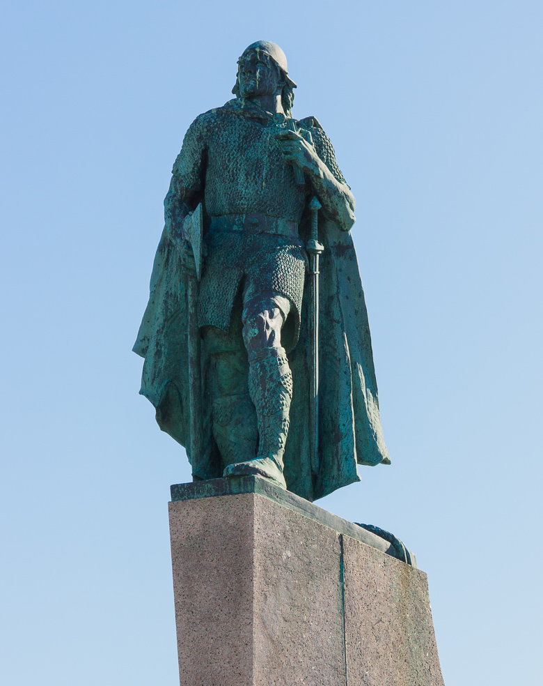 20240911_0239_Island