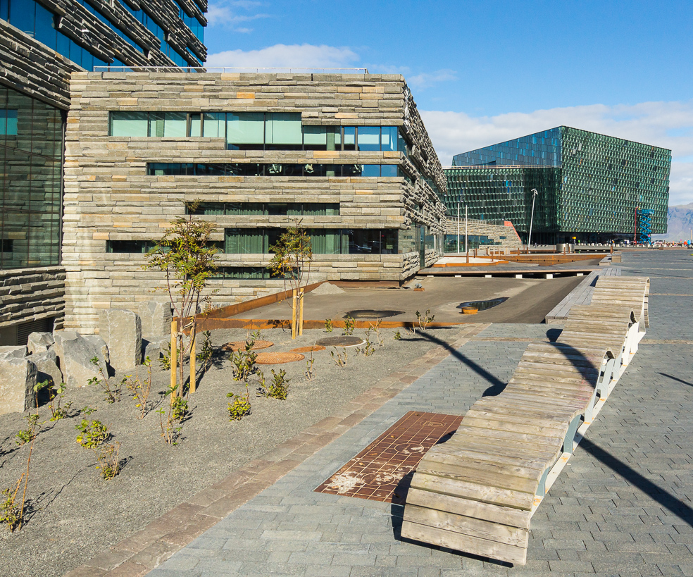 20240911_0248_Island